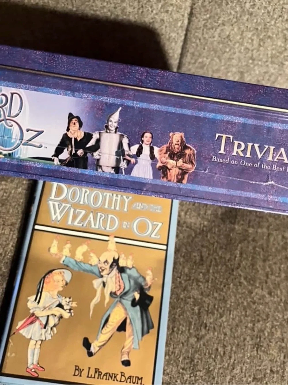 Vintage Collectible The Wizard of Oz Trivia Game and book